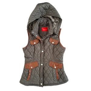Fashionomics Quilted Hooded Vest Olive and Brown women’s size M goblincore